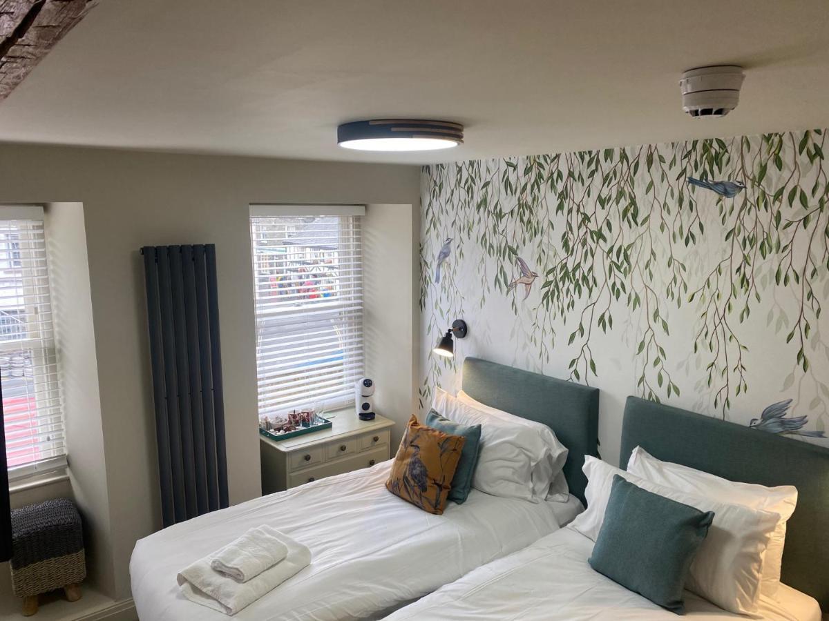 The Hive At Poppi-Red Bed & Breakfast Hawkshead Exterior photo