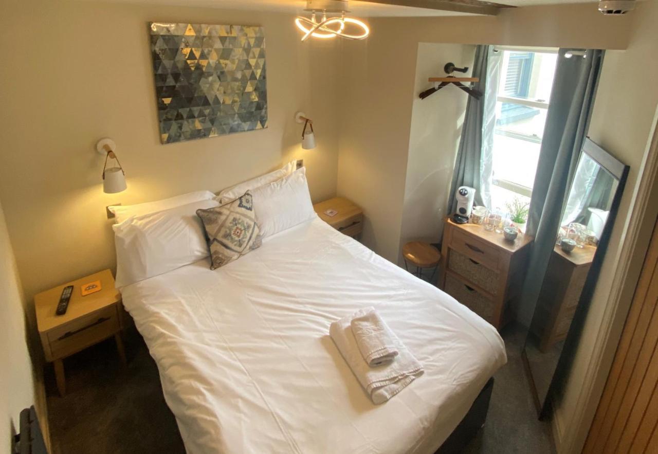 The Hive At Poppi-Red Bed & Breakfast Hawkshead Exterior photo
